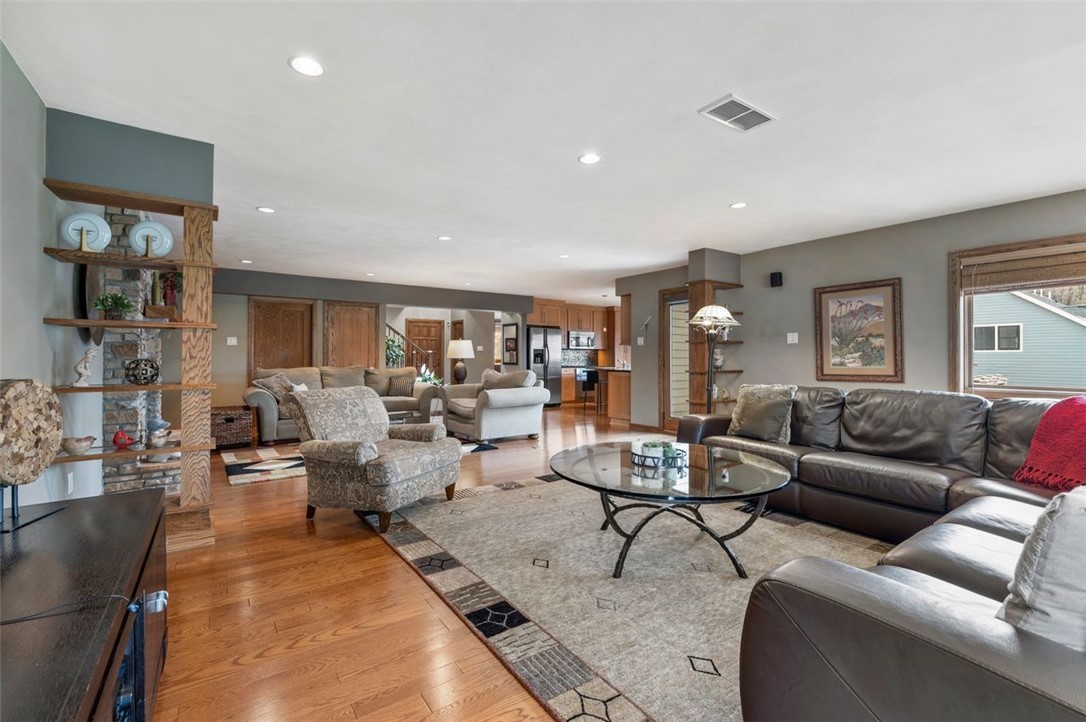 2698 Bethel Crest Dr, Bethel Park, Pennsylvania image 15