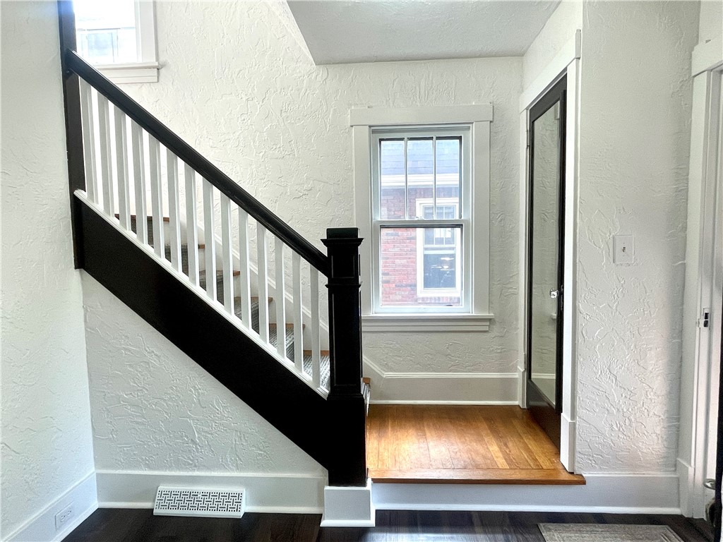 City Of But NE, Pennsylvania 16001, United States, 3 Bedrooms Bedrooms, ,1 BathroomBathrooms,Residential,Pending,50817