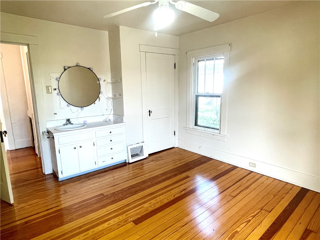 City Of But NE, Pennsylvania 16001, United States, 3 Bedrooms Bedrooms, ,1 BathroomBathrooms,Residential,Pending,50817