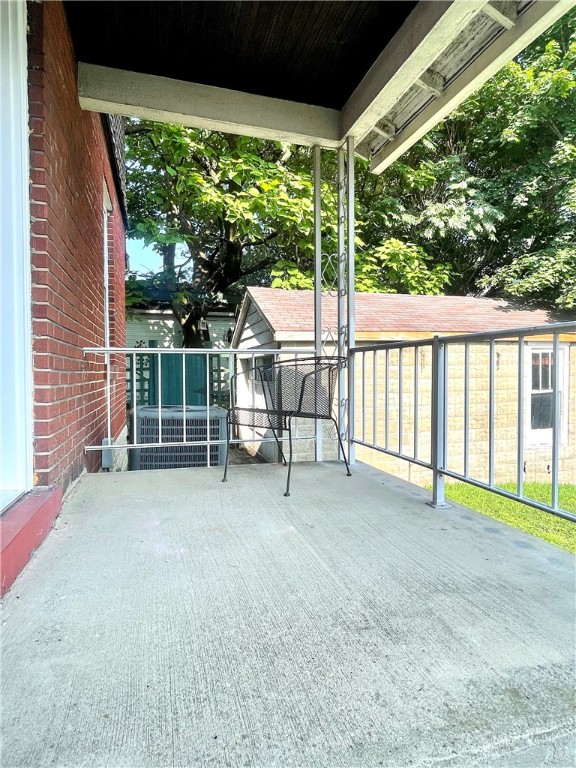 City Of But NE, Pennsylvania 16001, United States, 3 Bedrooms Bedrooms, ,1 BathroomBathrooms,Residential,Pending,50817