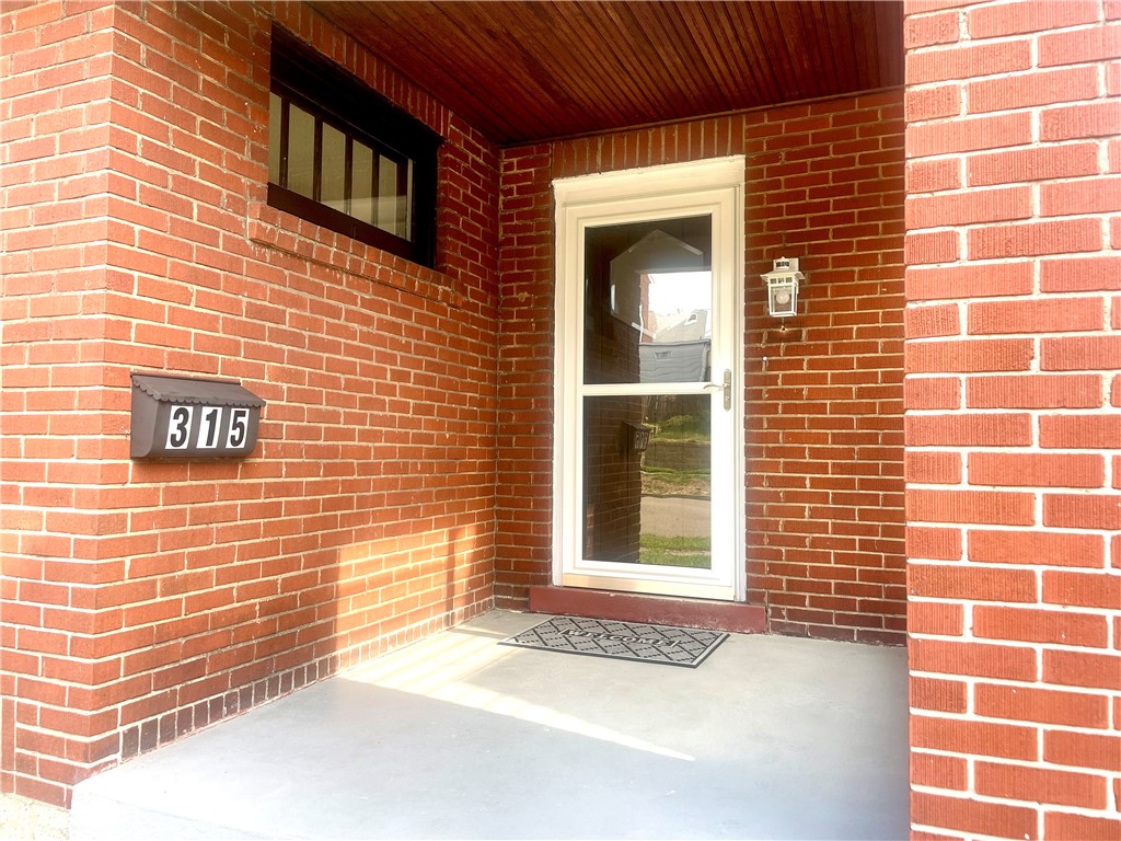 City Of But NE, Pennsylvania 16001, United States, 3 Bedrooms Bedrooms, ,1 BathroomBathrooms,Residential,Pending,50817