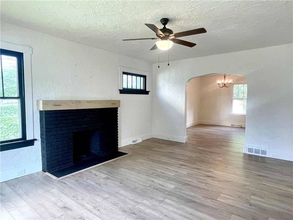 City Of But NE, Pennsylvania 16001, United States, 3 Bedrooms Bedrooms, ,1 BathroomBathrooms,Residential,Pending,50817