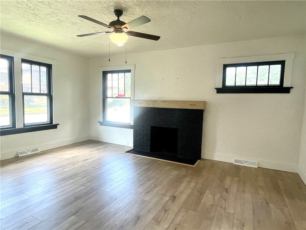 City Of But NE, Pennsylvania 16001, United States, 3 Bedrooms Bedrooms, ,1 BathroomBathrooms,Residential,Pending,50817