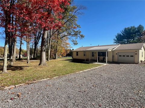 Photo of 903 Ottawa Trail, Mercer, PA 16137 (MLS # 1728993)