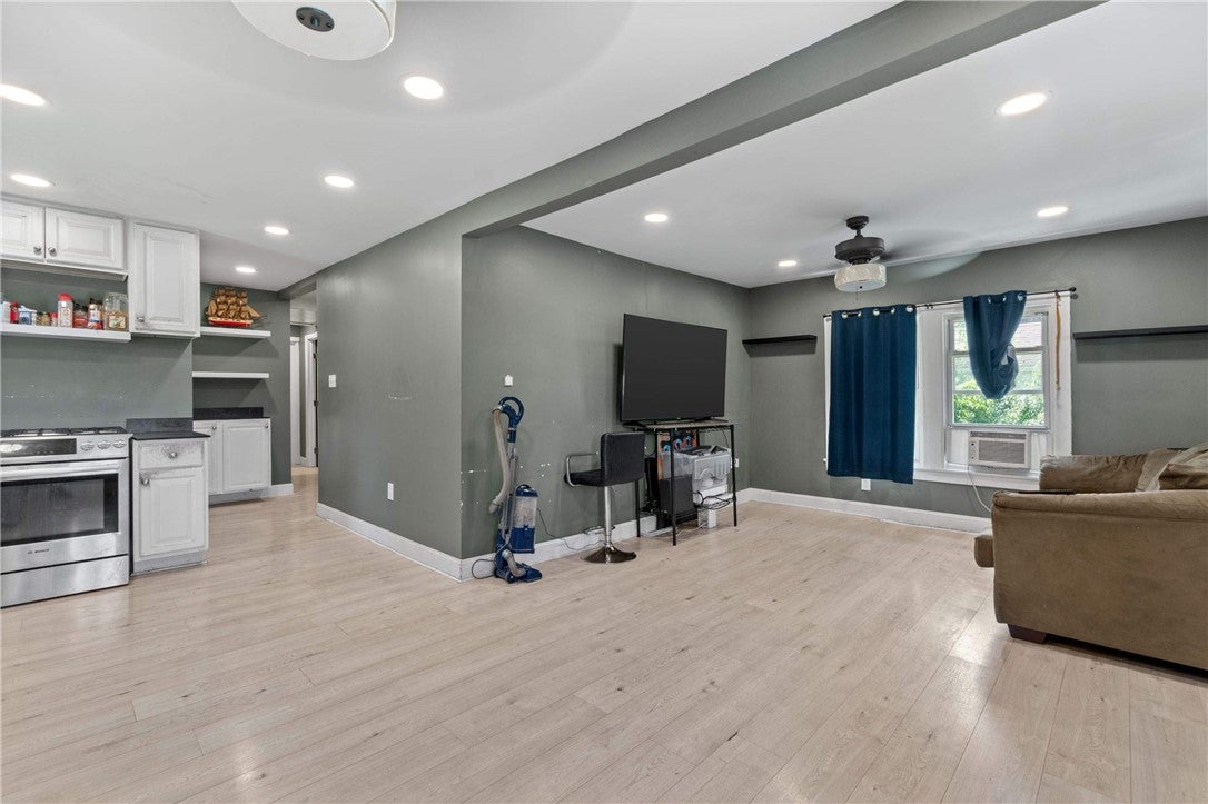 7087 Baptist Rd