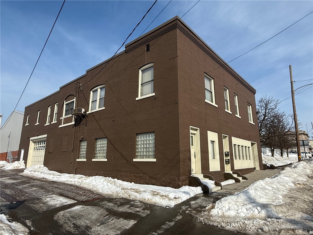 248-252 W Jefferson St