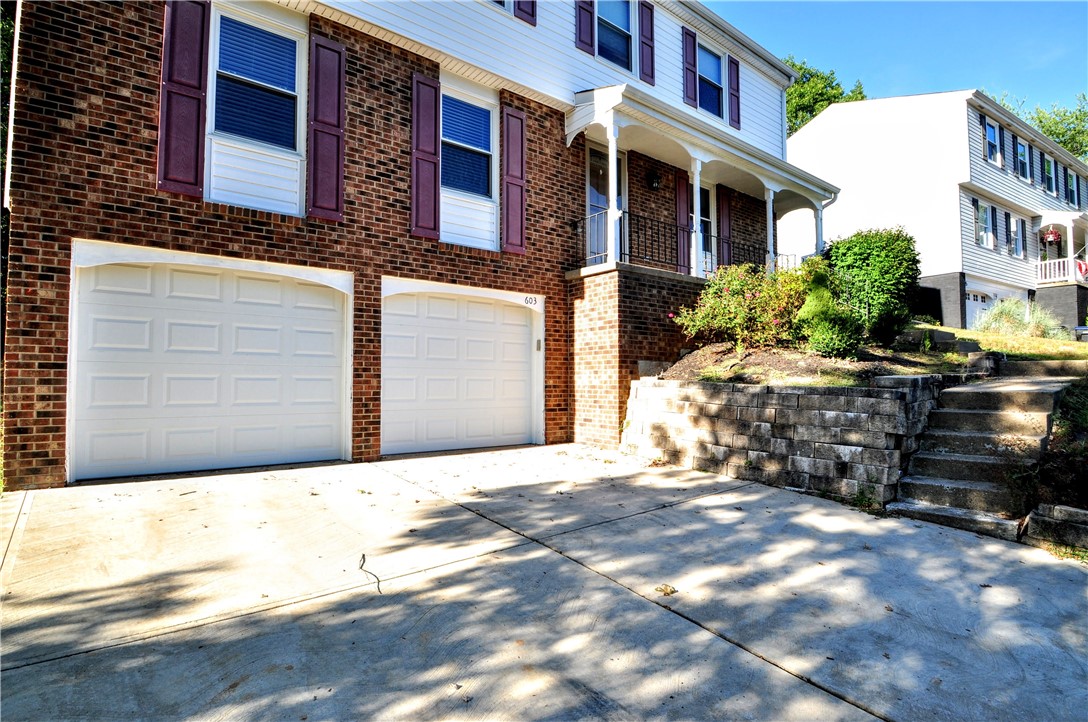 603 Meade Dr