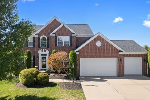 Photo of 539 Madison Dr, Gibsonia, PA 15044 (MLS # 1724043)