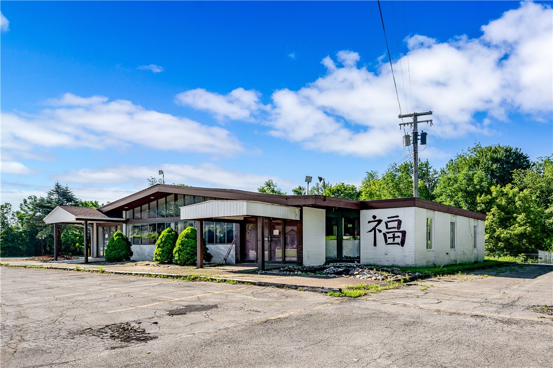 1700 N Main Street Ext