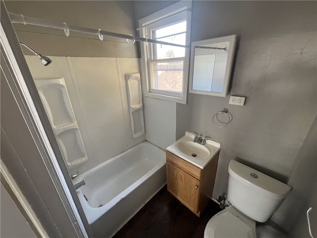 Latrobe, Pennsylvania 15650, United States, 2 Bedrooms Bedrooms, ,1 BathroomBathrooms,Residential,Active,36469