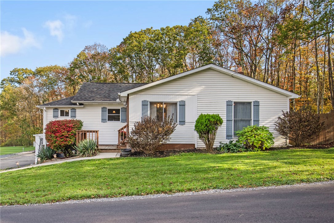 Shade Twp, Pennsylvania 15926, United States, 3 Bedrooms Bedrooms, ,2 BathroomsBathrooms,Residential,Active,230224