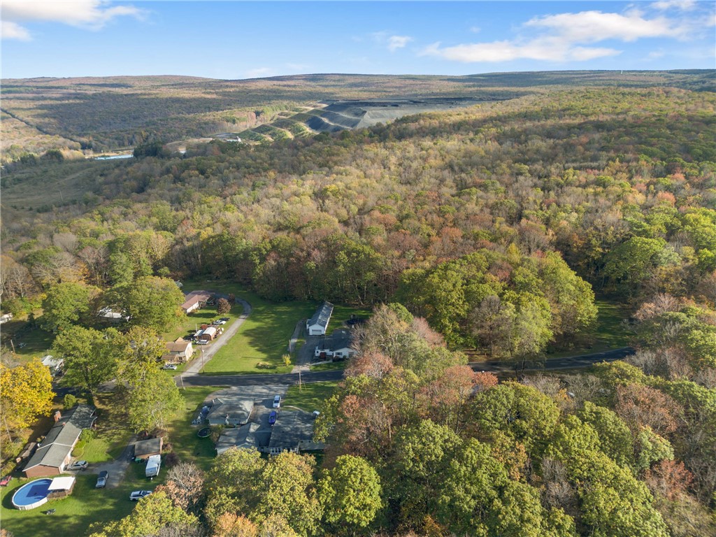 Shade Twp, Pennsylvania 15926, United States, 3 Bedrooms Bedrooms, ,2 BathroomsBathrooms,Residential,Active,230224