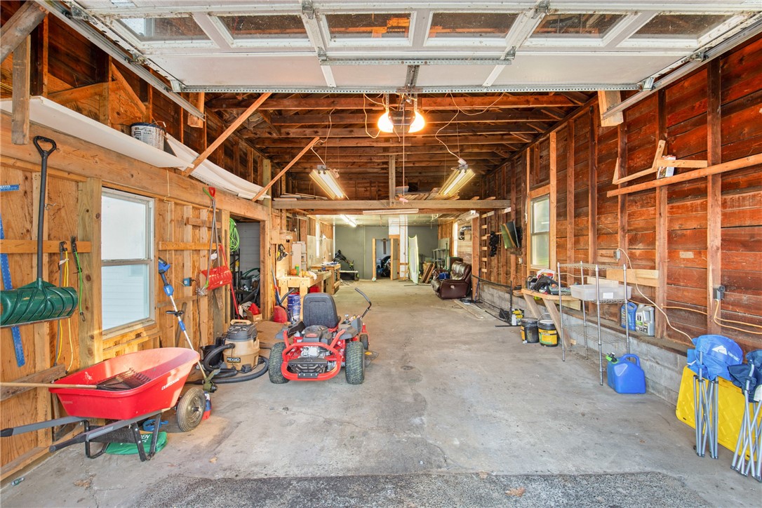 Shade Twp, Pennsylvania 15926, United States, 3 Bedrooms Bedrooms, ,2 BathroomsBathrooms,Residential,Active,230224