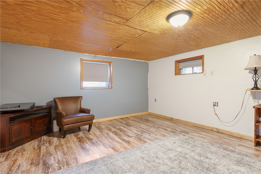 Shade Twp, Pennsylvania 15926, United States, 3 Bedrooms Bedrooms, ,2 BathroomsBathrooms,Residential,Active,230224