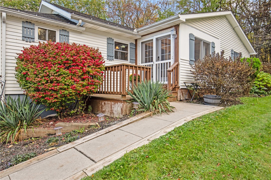 Shade Twp, Pennsylvania 15926, United States, 3 Bedrooms Bedrooms, ,2 BathroomsBathrooms,Residential,Active,230224