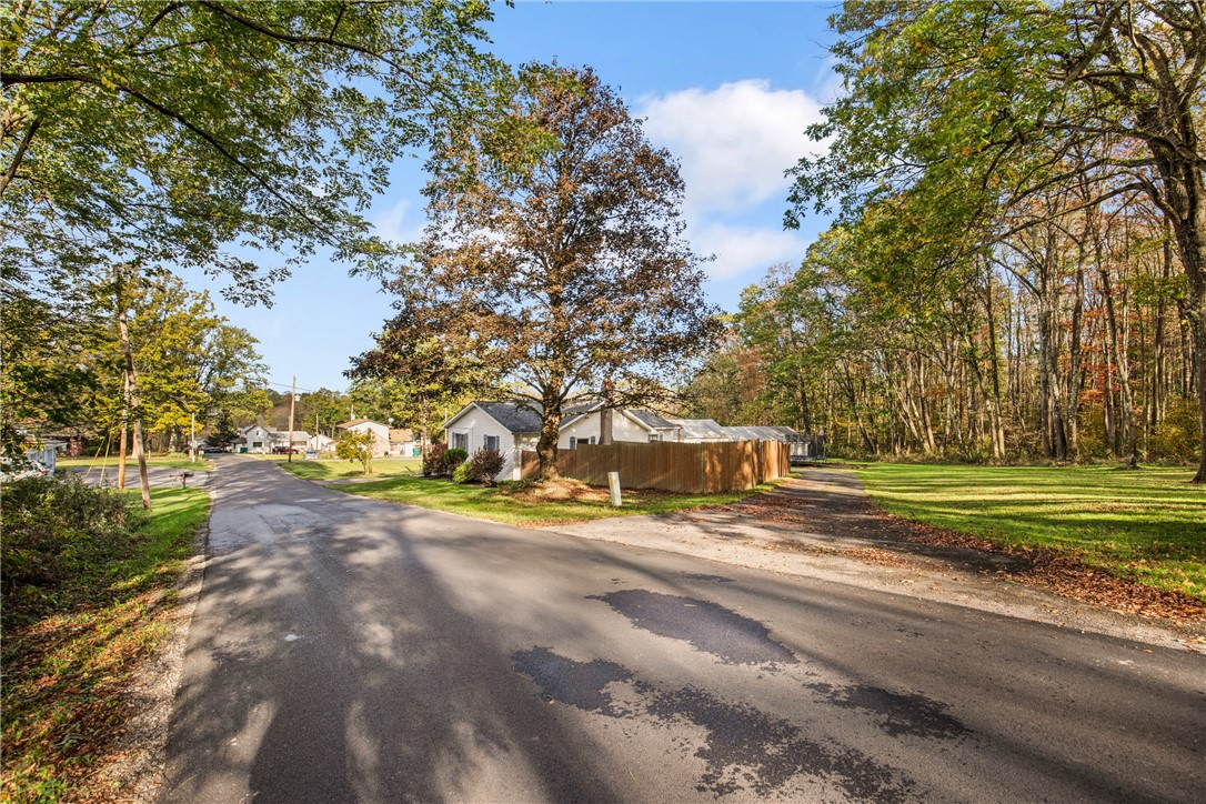 Shade Twp, Pennsylvania 15926, United States, 3 Bedrooms Bedrooms, ,2 BathroomsBathrooms,Residential,Active,230224