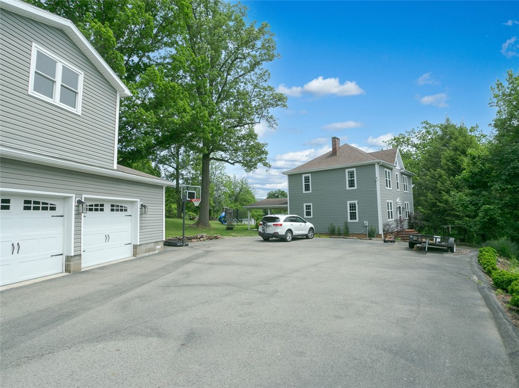 Dunbar Twp, Pennsylvania 15425, United States, 3 Bedrooms Bedrooms, ,2 BathroomsBathrooms,Residential,Contingent,136650