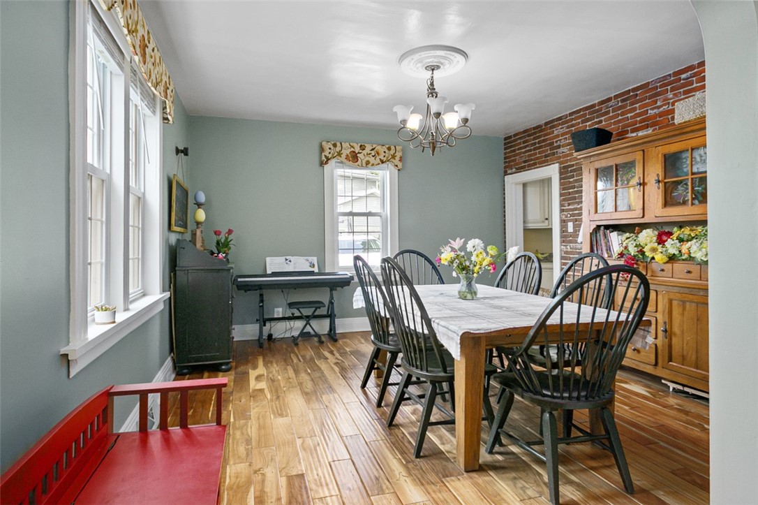 Dunbar Twp, Pennsylvania 15425, United States, 3 Bedrooms Bedrooms, ,2 BathroomsBathrooms,Residential,Contingent,136650