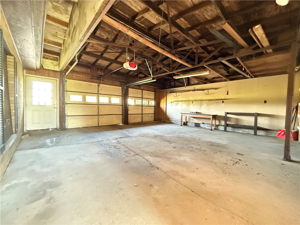 Delaware Twp, Pennsylvania 16154, United States, 4 Bedrooms Bedrooms, ,2 BathroomsBathrooms,Residential,Contingent,157765