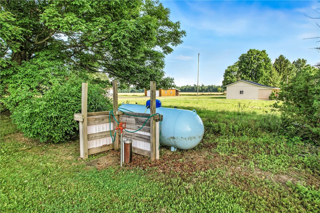 Delaware Twp, Pennsylvania 16154, United States, 4 Bedrooms Bedrooms, ,2 BathroomsBathrooms,Residential,Contingent,157765