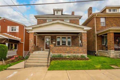 Photo of 1440 Milan Ave, Pittsburgh, PA 15226 (MLS # 1751615)