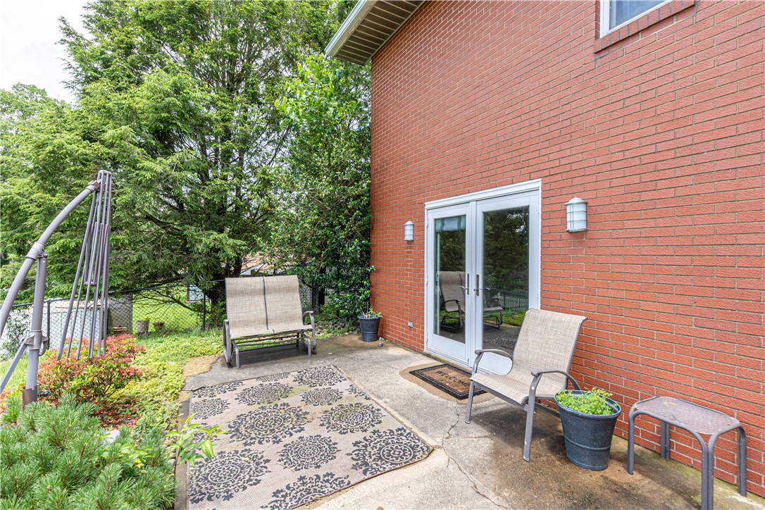130 Clare Dr