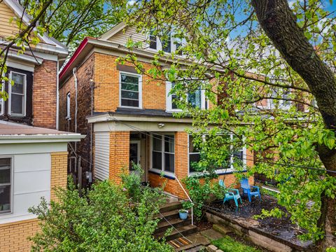 Photo of 2017 Delaware Avenue, Pittsburgh, PA 15218 (MLS # 1751427)