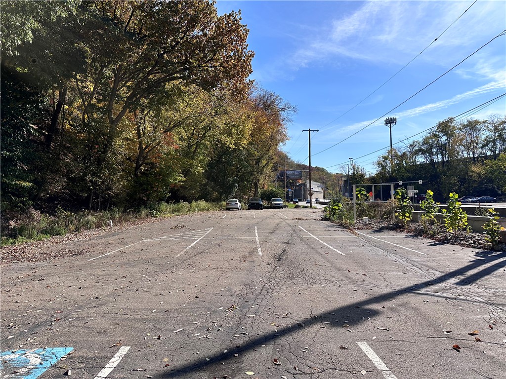 Banksville/Westwood, Pennsylvania 15220, United States, ,Commercial,Active,36174