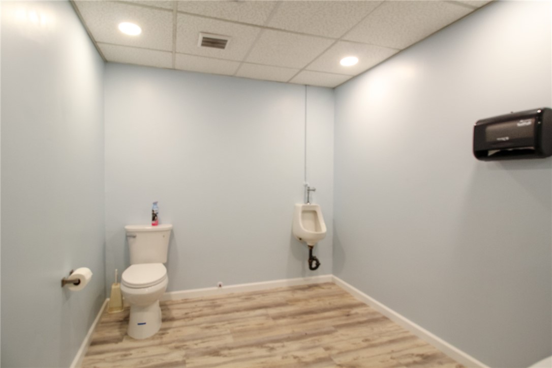 Banksville/Westwood, Pennsylvania 15220, United States, ,Commercial,Active,36174