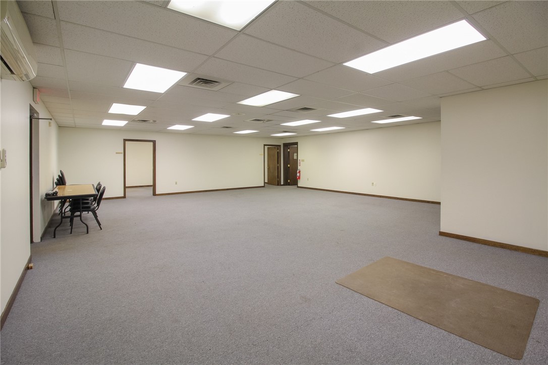 Banksville/Westwood, Pennsylvania 15220, United States, ,Commercial,Active,36174