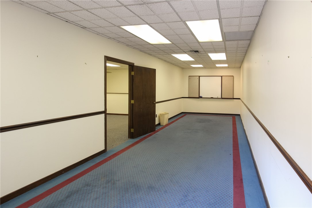 Banksville/Westwood, Pennsylvania 15220, United States, ,Commercial,Active,36174