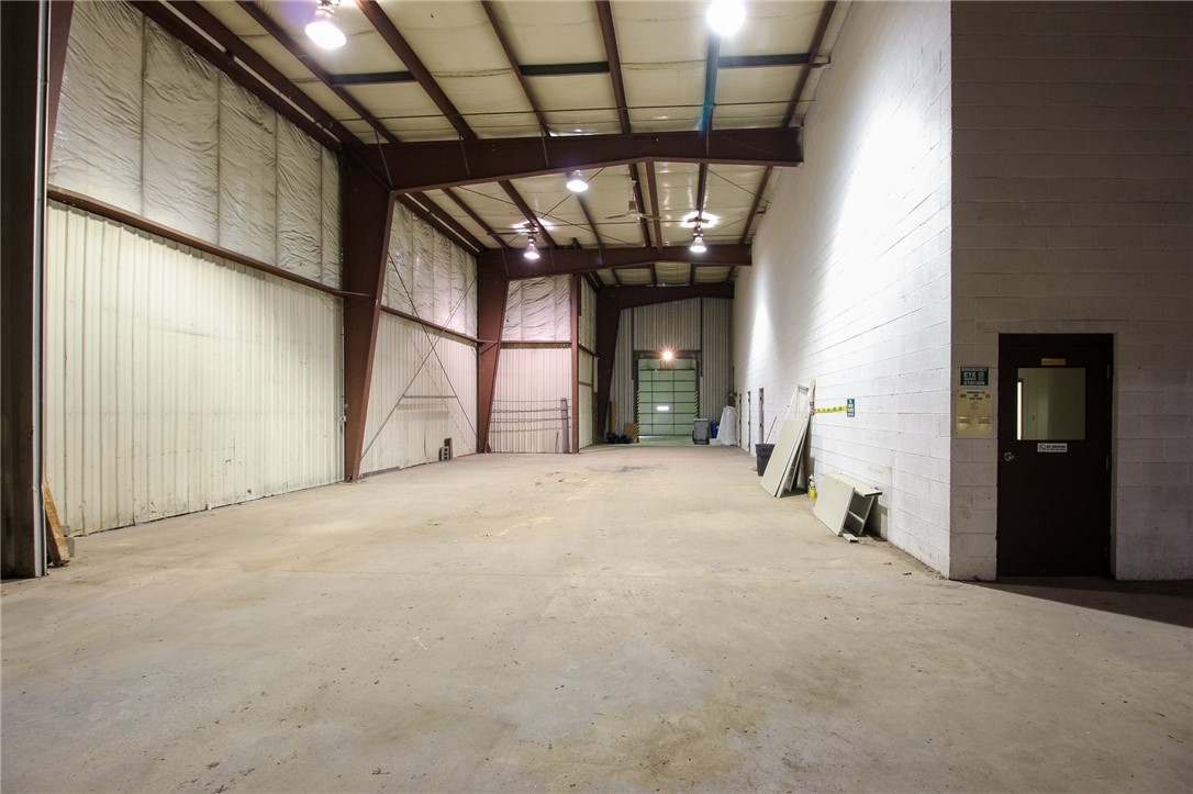 Banksville/Westwood, Pennsylvania 15220, United States, ,Commercial,Active,36174