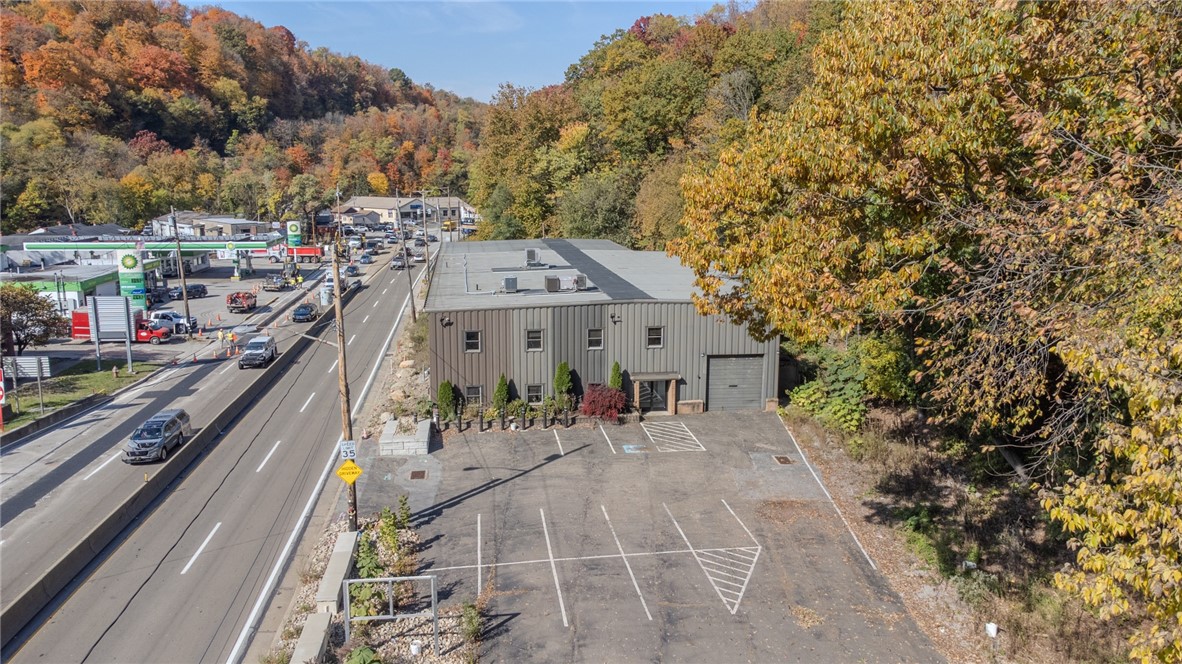 Banksville/Westwood, Pennsylvania 15220, United States, ,Commercial,Active,36174