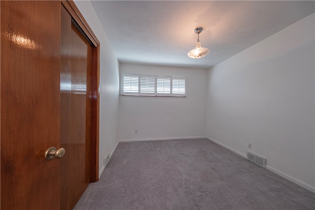 Braddock Hills, Pennsylvania 15221, United States, 3 Bedrooms Bedrooms, ,2 BathroomsBathrooms,Residential,Active,246390