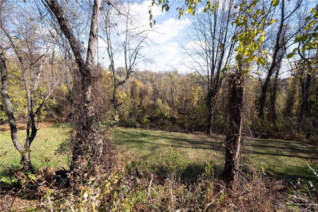 Braddock Hills, Pennsylvania 15221, United States, 3 Bedrooms Bedrooms, ,2 BathroomsBathrooms,Residential,Active,246390