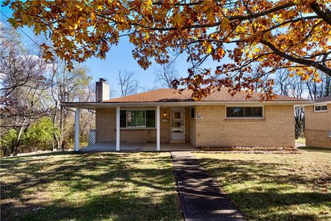 Photo of 967 Illinois Ave, Pittsburgh, PA 15221 (MLS # 1731398)