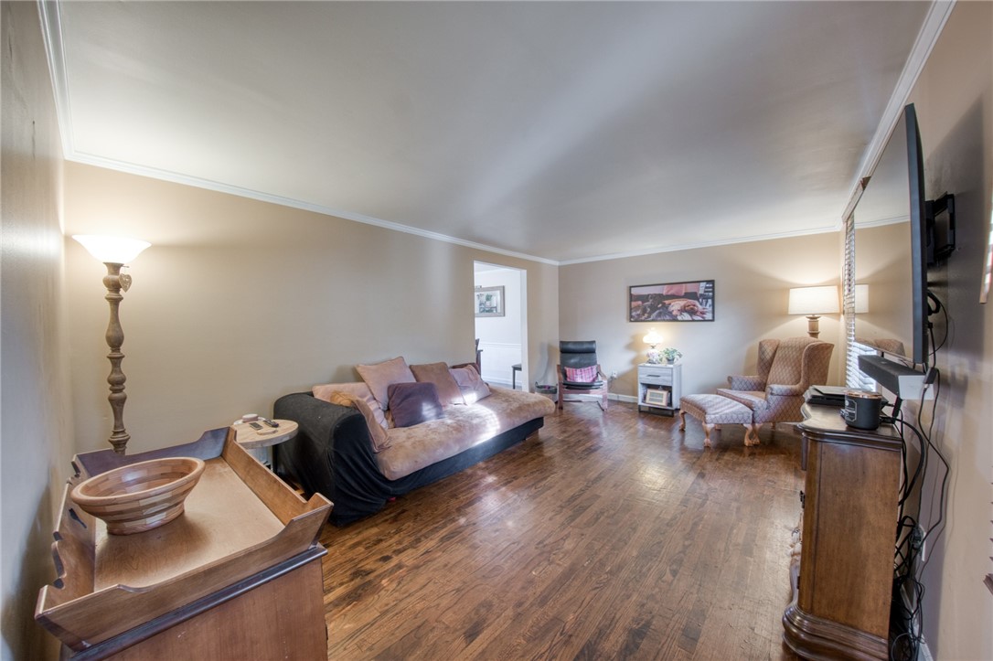 North Strabane, Pennsylvania 15317, United States, 4 Bedrooms Bedrooms, ,3 BathroomsBathrooms,Residential,Active,174333