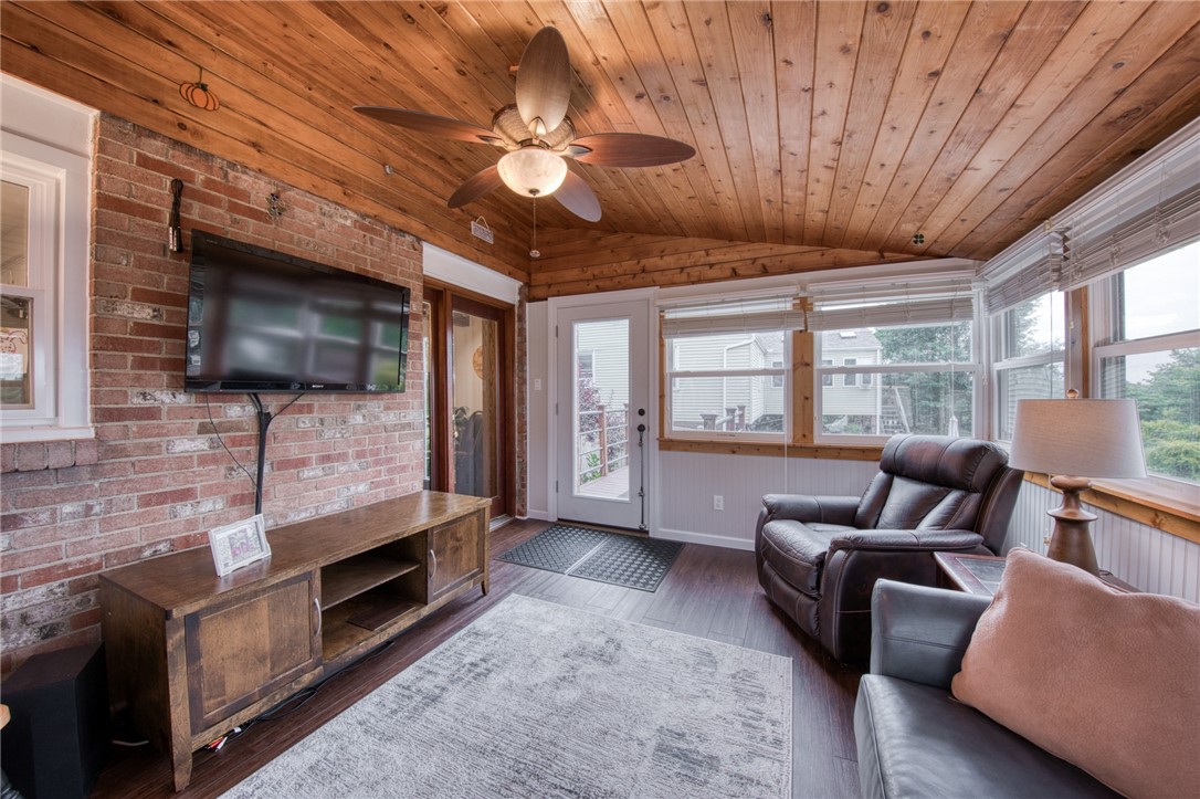 North Strabane, Pennsylvania 15317, United States, 4 Bedrooms Bedrooms, ,3 BathroomsBathrooms,Residential,Active,174333