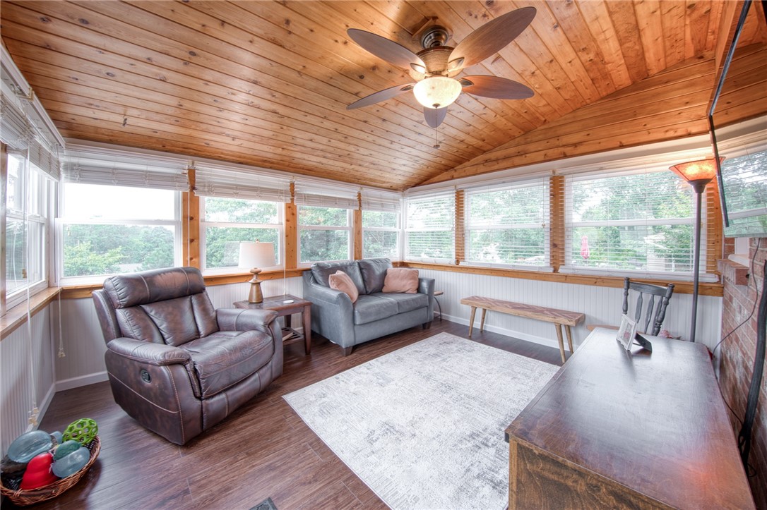 North Strabane, Pennsylvania 15317, United States, 4 Bedrooms Bedrooms, ,3 BathroomsBathrooms,Residential,Active,174333