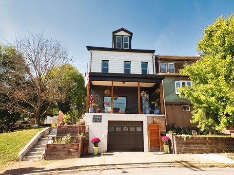 Photo of 2120 Lowrie St, Pittsburgh, PA 15212 (MLS # 1724786)