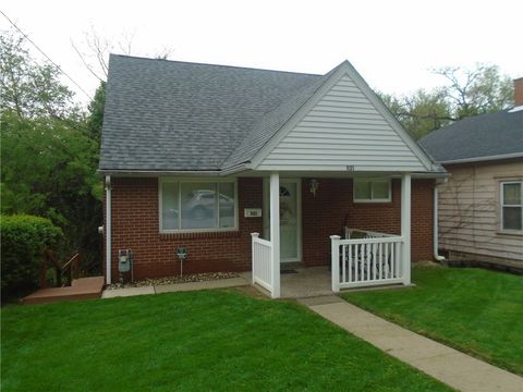 Photo of 1121 Spruce St, Ambridge, PA 15003 (MLS # 1751536)