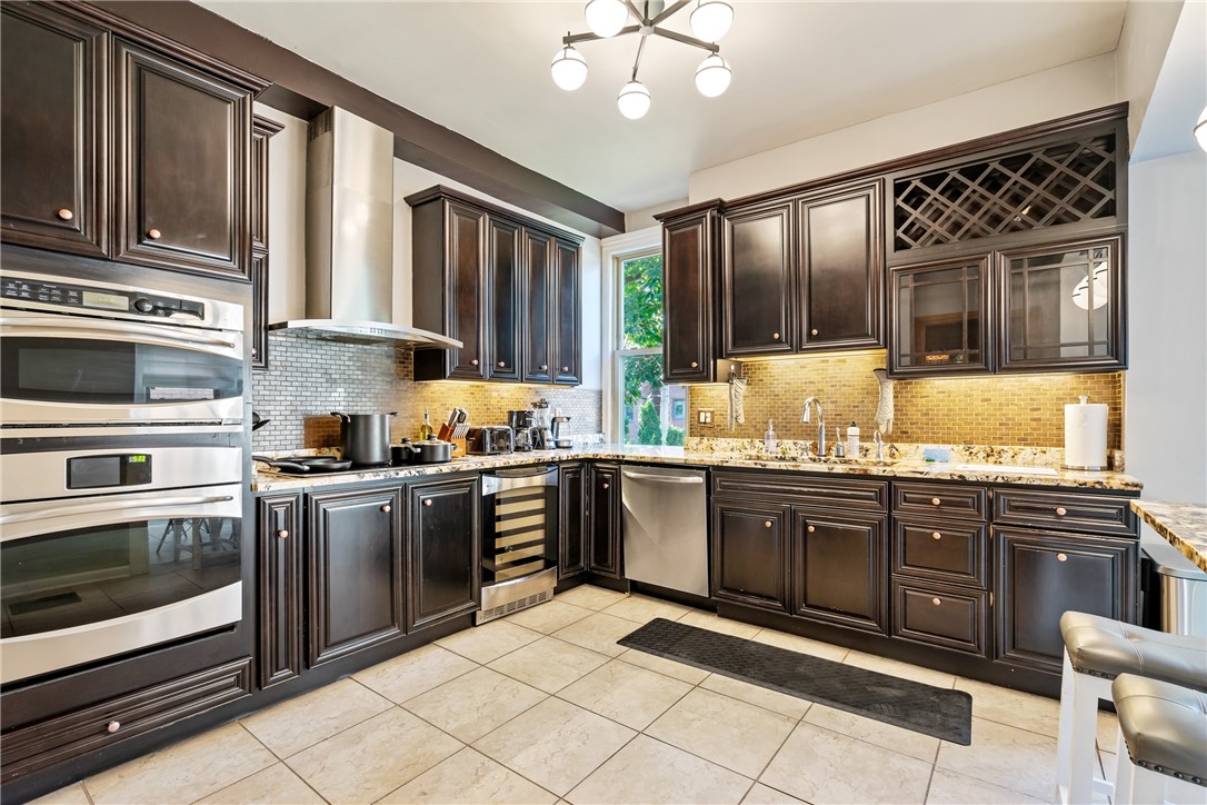 Shadyside, Pennsylvania 15232, United States, 5 Bedrooms Bedrooms, ,4 BathroomsBathrooms,Residential,Active,58967