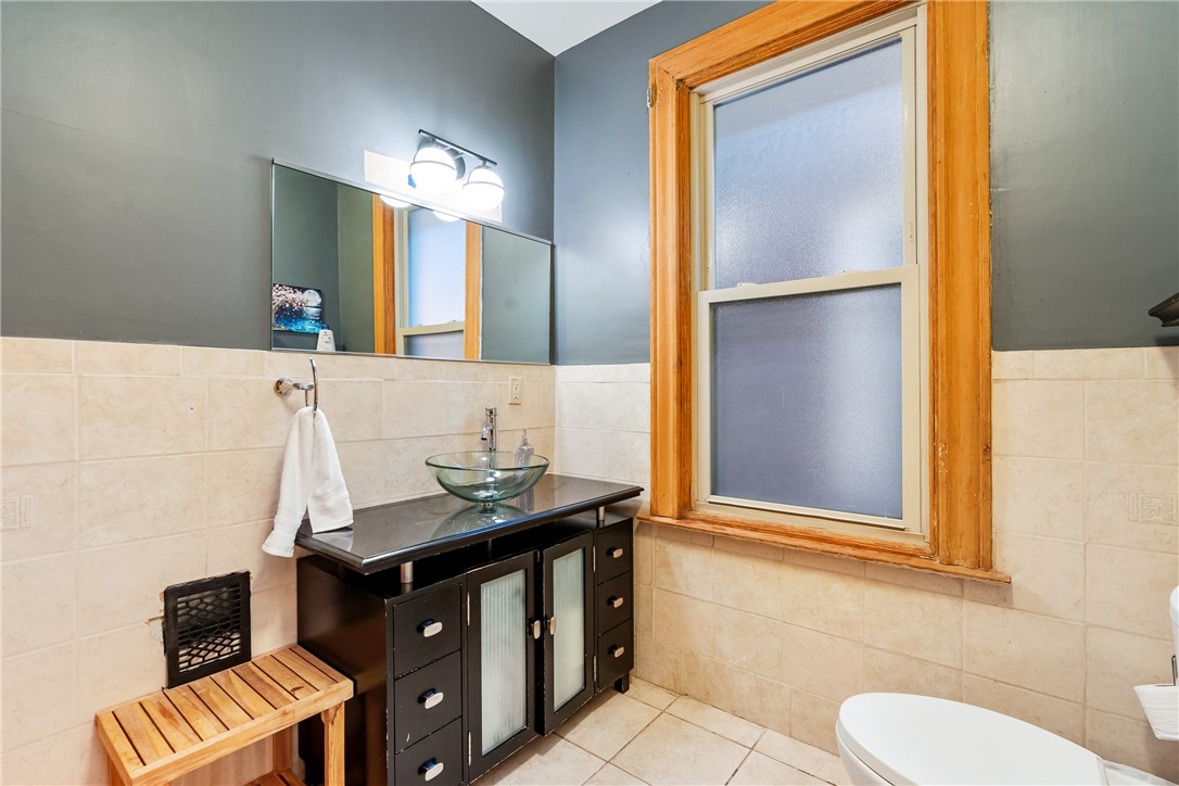 Shadyside, Pennsylvania 15232, United States, 5 Bedrooms Bedrooms, ,4 BathroomsBathrooms,Residential,Active,58967