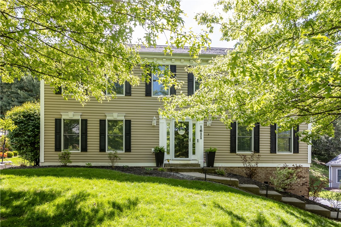 1611 Robin Ct.
