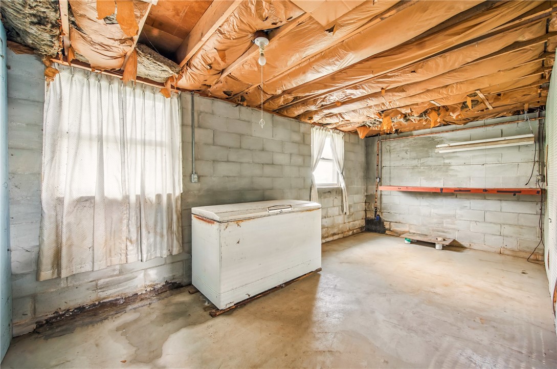 Shenango Twp - Mer, Pennsylvania 16159, United States, 3 Bedrooms Bedrooms, ,2 BathroomsBathrooms,Residential,Contingent,106279