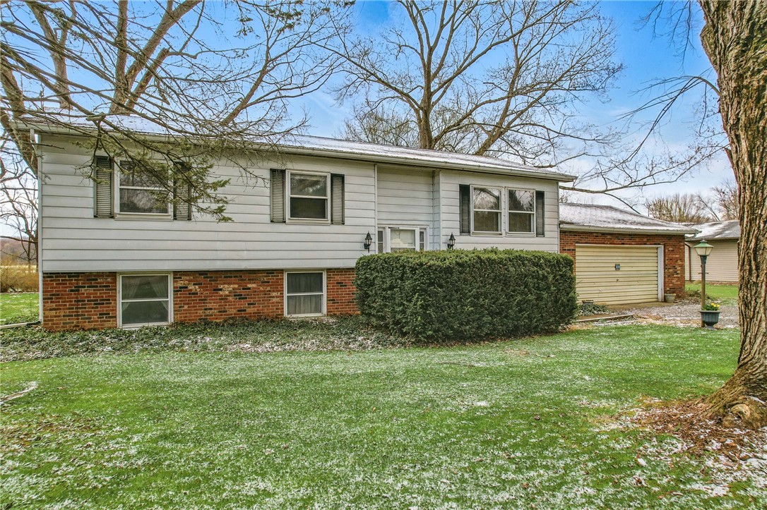 Shenango Twp - Mer, Pennsylvania 16159, United States, 3 Bedrooms Bedrooms, ,2 BathroomsBathrooms,Residential,Contingent,106279