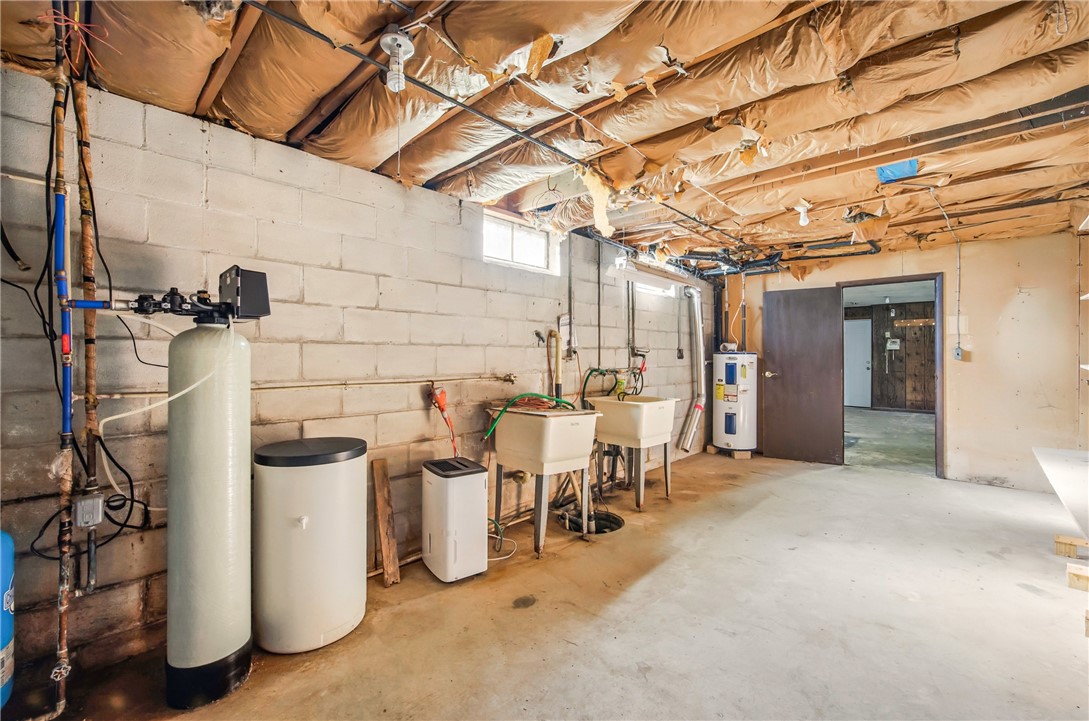 Shenango Twp - Mer, Pennsylvania 16159, United States, 3 Bedrooms Bedrooms, ,2 BathroomsBathrooms,Residential,Contingent,106279