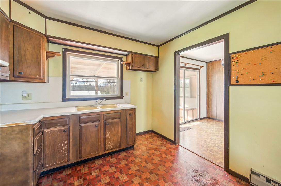 Shenango Twp - Mer, Pennsylvania 16159, United States, 3 Bedrooms Bedrooms, ,2 BathroomsBathrooms,Residential,Contingent,106279