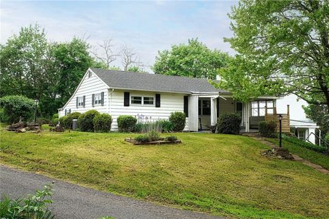 Photo of 8092 University Blvd, Coraopolis, PA 15108 (MLS # 1751619)