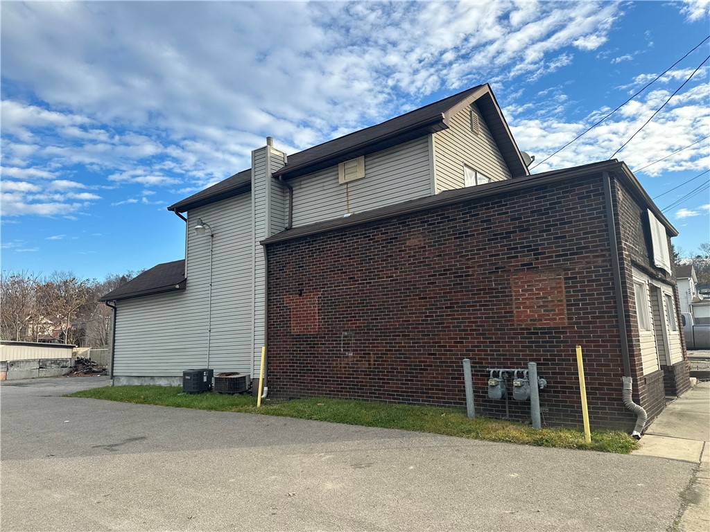 New Castle/5th, Pennsylvania 16101, United States, ,Commercial,Active,31913